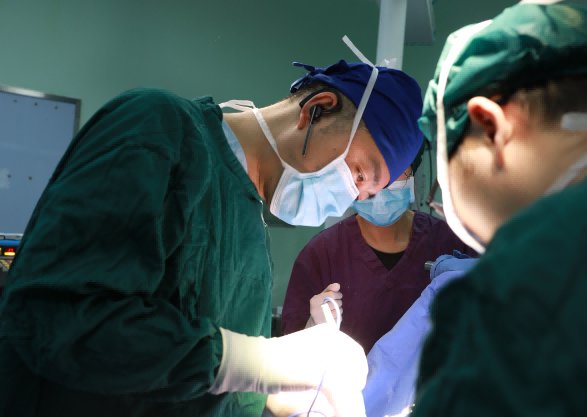 慕名奔赴只因信任，乳腺癌患者“重获新生”
